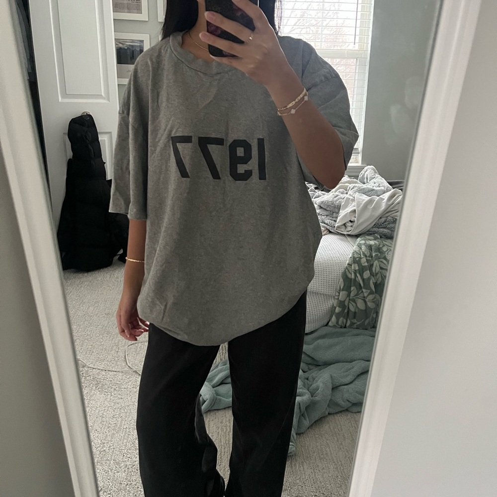 Essentials 1977 Gray Tee